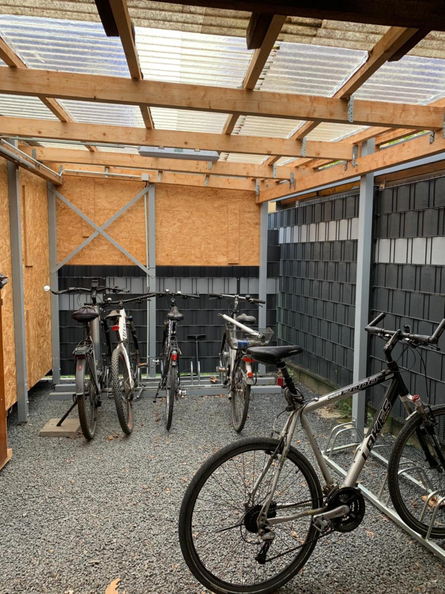 Ferienwohnung Ganz Nah Am Foerderturm Zeche Zollverein Essen Bagian luar foto